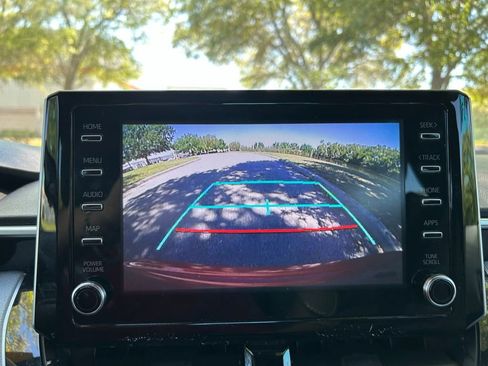 Used 2020 Toyota Corolla SE image 22