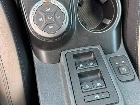 Used 2022 Ford Bronco Wildtrak AWD/4WD image 17