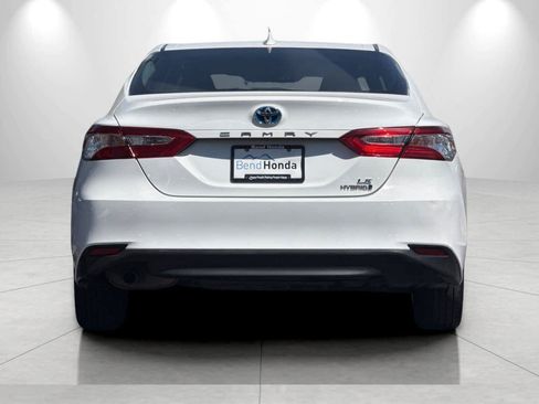 Used 2020 Toyota Camry LE w/ Preferred Accessory Package FWD image 7