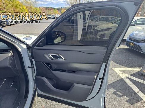 Used 2024 Land Rover Range Rover Velar Dynamic SE image 25