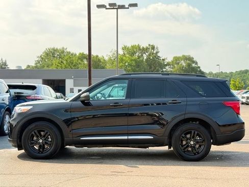 Used 2024 Ford Explorer XLT w/ Class IV Trailer Tow Package AWD/4WD image 41
