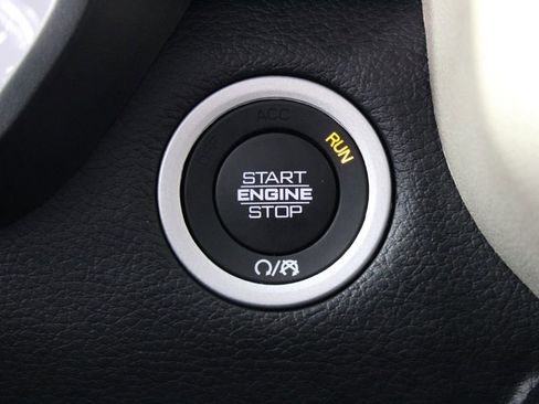 Used 2022 RAM 1500 Laramie image 27