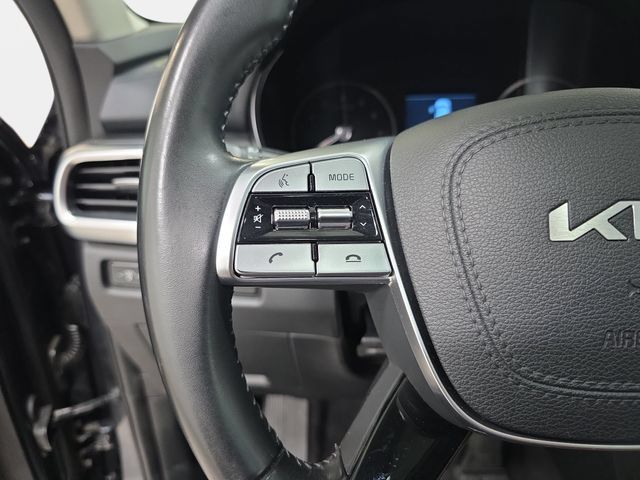 Used 2022 Kia Telluride S FWD image 17