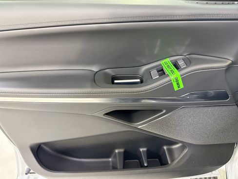 New 2025 Lincoln Navigator L Reserve image 12