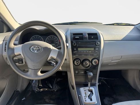 Used 2010 Toyota Corolla FWD image 12