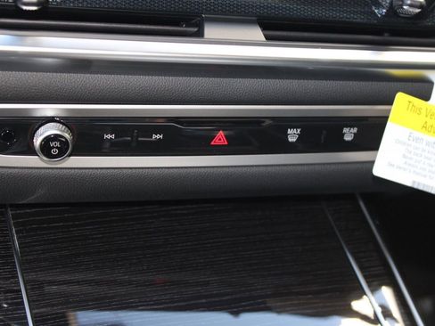 New 2026 BMW X7 xDrive40i image 19