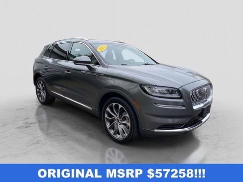 Used 2023 Lincoln Nautilus Reserve AWD/4WD image 9