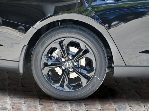 New 2025 Honda Accord SE image 35