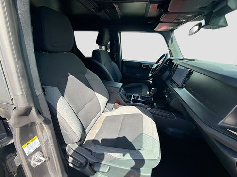 Used 2025 Ford Bronco Big Bend image 15