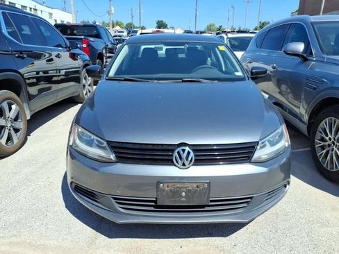 Used 2014 Volkswagen Jetta S FWD image 3