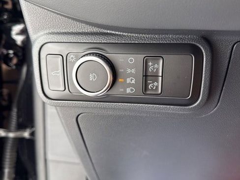 New 2026 Ford Explorer Active w/ Active Comfort Package AWD/4WD image 27