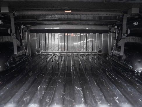 Used 2019 RAM 1500 Laramie image 15