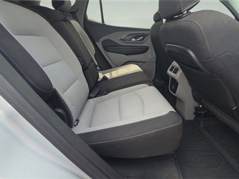 Used 2022 GMC Terrain SLE w/ Driver Convenience Package image 14