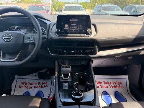 New 2026 Nissan Rogue Dark Armor AWD/4WD image 28