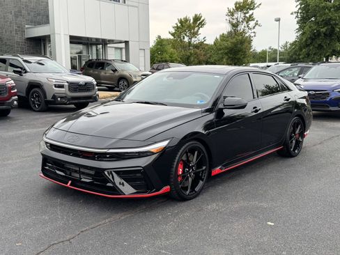 Used 2025 Hyundai Elantra N FWD image 4