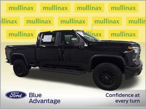 Used 2026 Chevrolet Silverado 2500 ZR2 AWD/4WD image 2