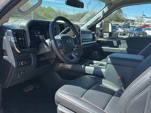 New 2026 Ford F550 4x4 Crew Cab Super Duty image 29