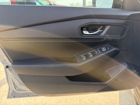 New 2025 Honda Accord SE image 10