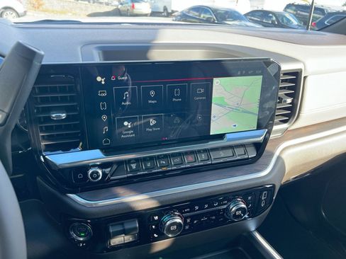 New 2026 GMC Sierra 2500 SLT w/ SLT Premium Package image 17