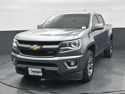 Used 2020 Chevrolet Colorado Z71 AWD/4WD image 32