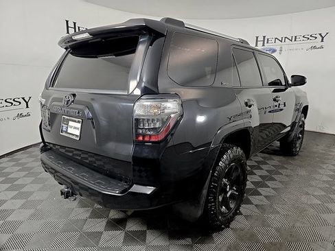 Used 2021 Toyota 4Runner SR5 Premium AWD/4WD image 5
