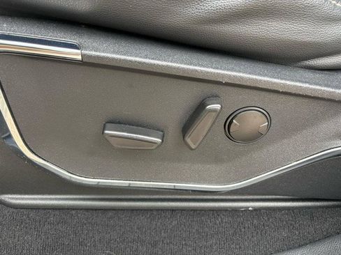 Used 2023 Ford F350 Lariat w/ Lariat Ultimate Package image 30