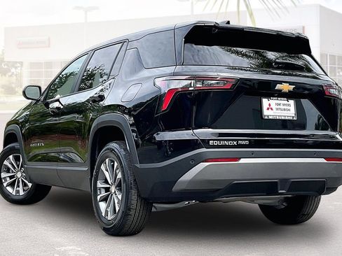 Used 2025 Chevrolet Equinox LT AWD/4WD image 29