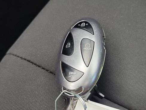 Used 2025 Hyundai Elantra SEL FWD image 29
