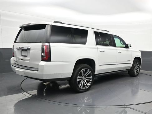 Used 2020 GMC Yukon XL Denali w/ Denali Ultimate Package RWD image 5