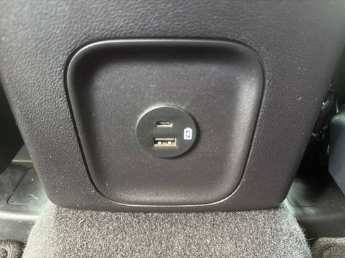 Used 2021 Ford Escape Titanium AWD/4WD image 18