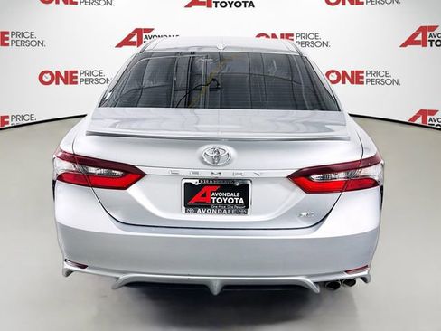 Certified 2022 Toyota Camry SE image 6