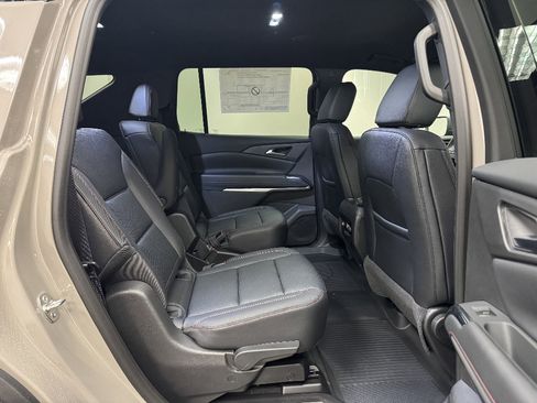 New 2026 Chevrolet Traverse Z71 AWD/4WD image 14