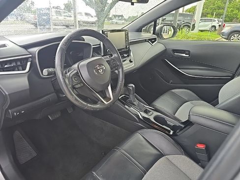 Used 2021 Toyota Corolla XSE FWD image 5