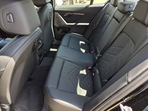 New 2026 BMW 530i w/ Premium Package image 17