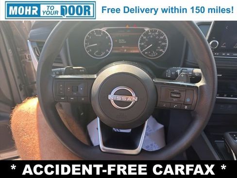 Used 2022 Nissan Rogue SV image 18