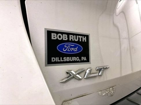 Used 2022 Ford Explorer XLT AWD/4WD image 13