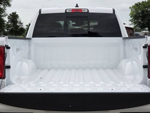 New 2026 RAM 1500 Laramie w/ Laramie Southwest Edition AWD/4WD image 9