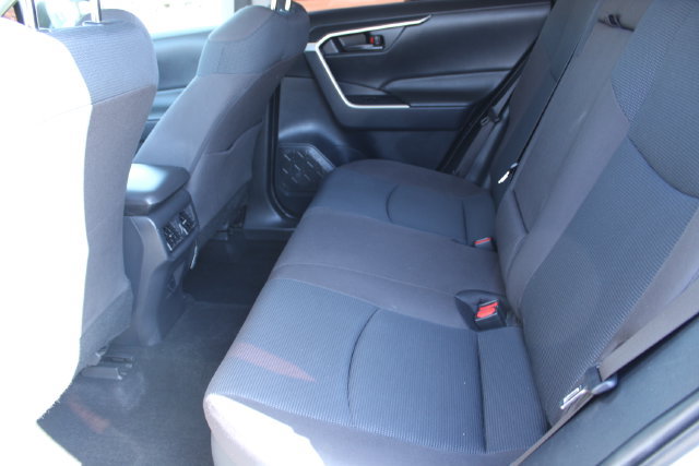 Used 2020 Toyota RAV4 LE w/ Carpet Mat Package AWD/4WD image 36