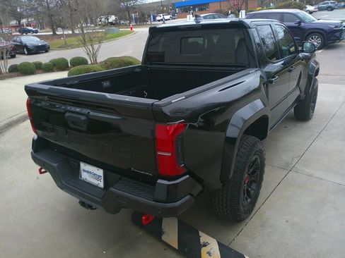 Used 2025 Toyota Tacoma TRD Pro image 12