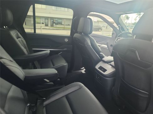 New 2026 Lincoln Navigator Reserve w/ Jet Appearance Package AWD/4WD image 23