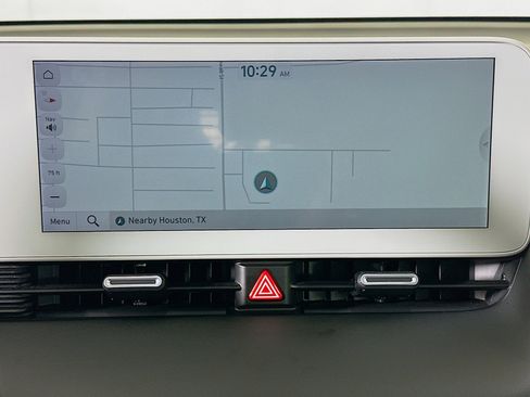 Used 2024 Hyundai Ioniq 5 SE image 22