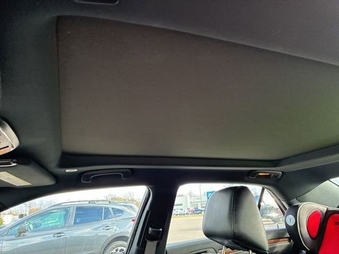 Used 2020 Chrysler 300 C w/ Sun, Sound & Nav Package image 11