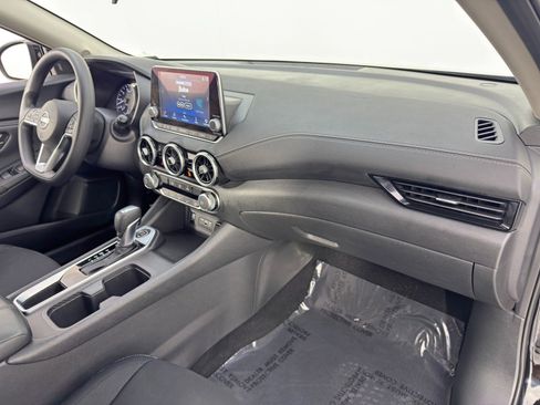 Used 2024 Nissan Sentra SV image 13