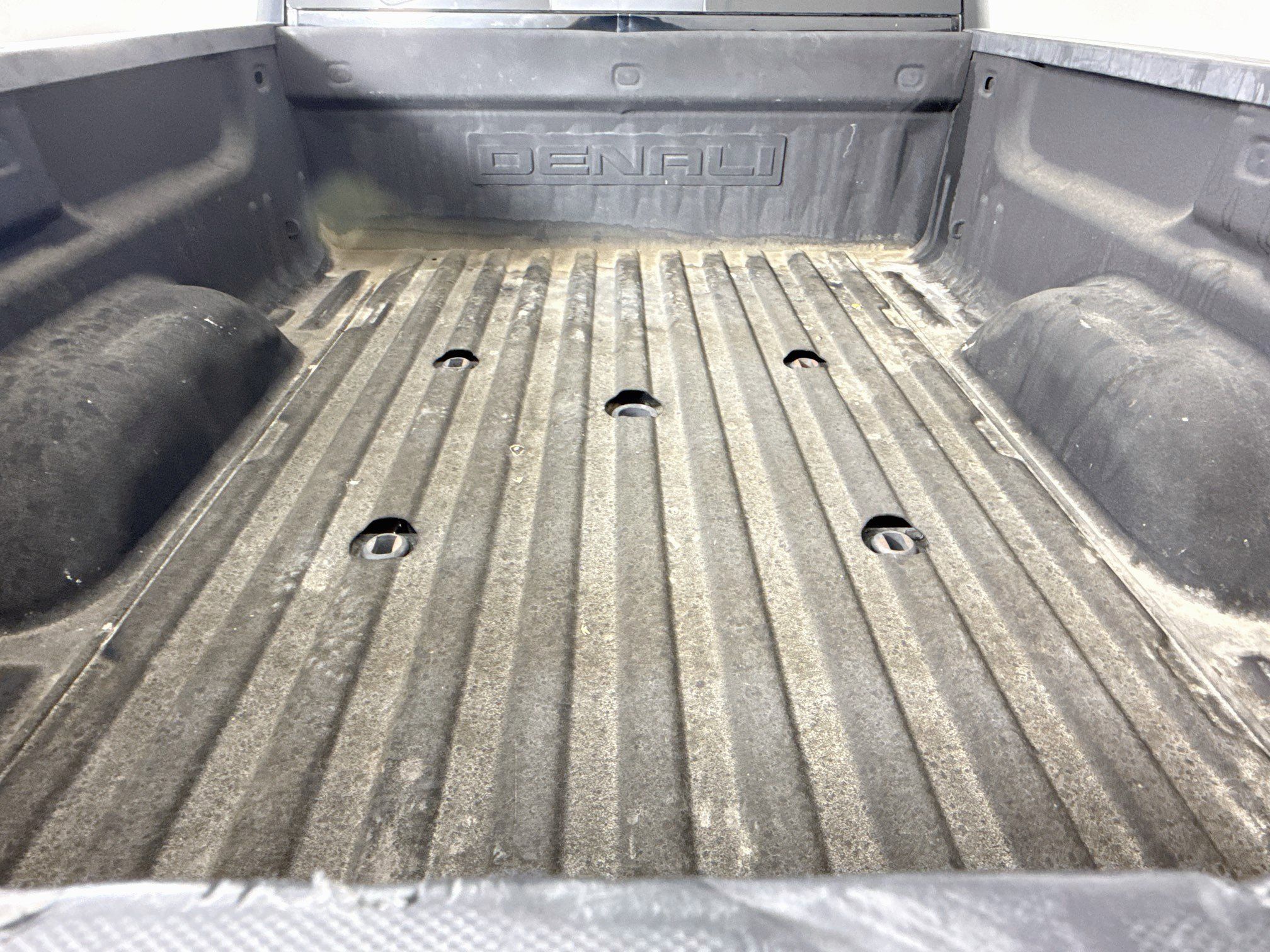 Used 2018 GMC Sierra 2500 Denali w/ Duramax Plus Package AWD/4WD image 27