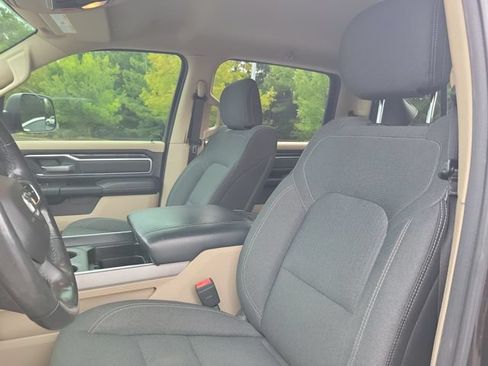 Used 2019 RAM 1500 Big Horn RWD image 16