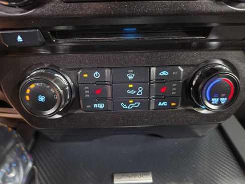 Used 2018 Ford F150 XLT w/ Equipment Group 302A Luxury AWD/4WD image 35