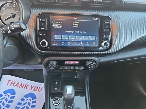 Used 2021 Nissan Kicks SV image 19