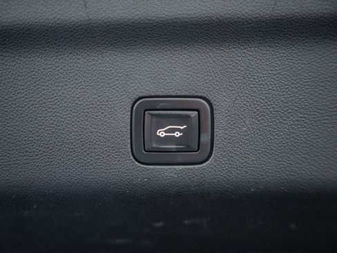 Used 2021 GMC Yukon SLT image 26