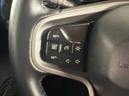 Used 2024 Ford Bronco Black Diamond image 17