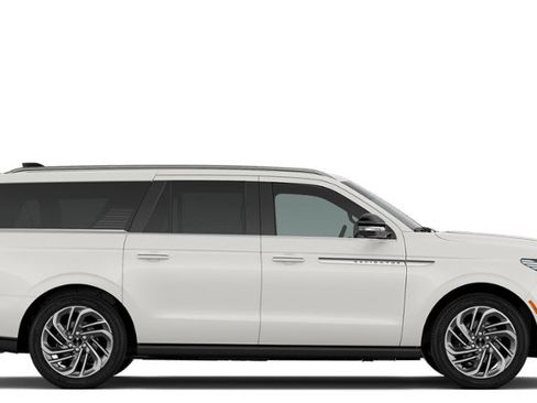 New 2026 Lincoln Navigator L Reserve AWD/4WD image 72
